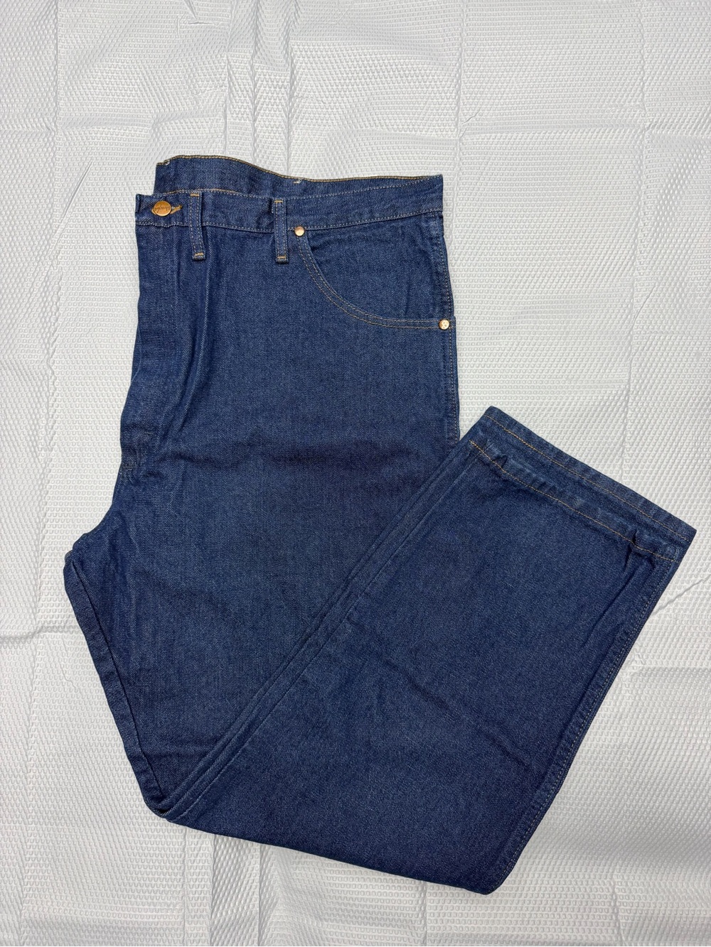 Wrangler Cowboy Cut Relaxed Fit Men’s Jeans 44x30 Dark Wash NWT